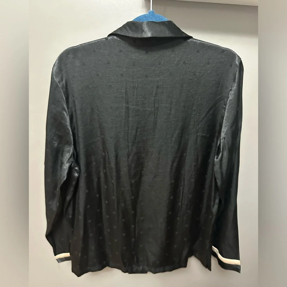 VICTORIA’S SECRET | Women’s Medium Black Satin Two-Piece Pajamas - Picture 6 of 9